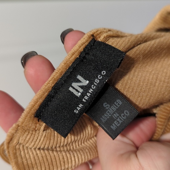 I.N. San Francisco Tan Sleeveless Blouse - Picture 4 of 4